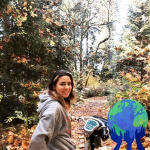 Meet your Posher, Claudia